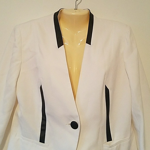 Isabella Cream and Black Suit Blazer Jacket - Picture 4 of 8